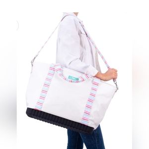 Scout Cools Gold cooler NWT